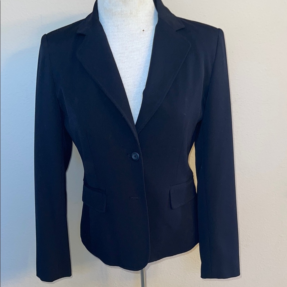 Women's petite Black Blazer apt 9